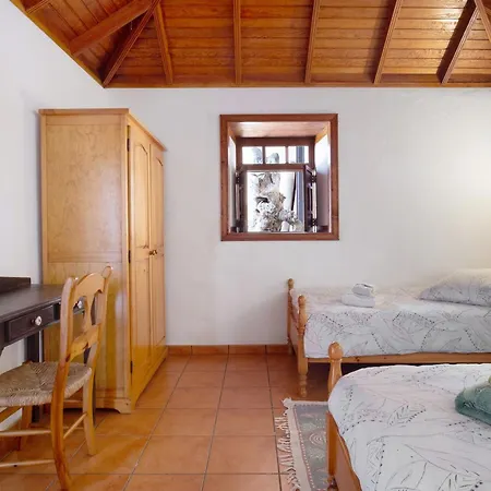 Casa La Podona- B *