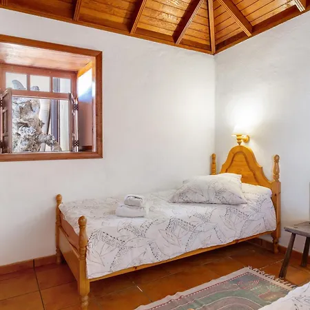Apartment Casa La Podona- B Jedey